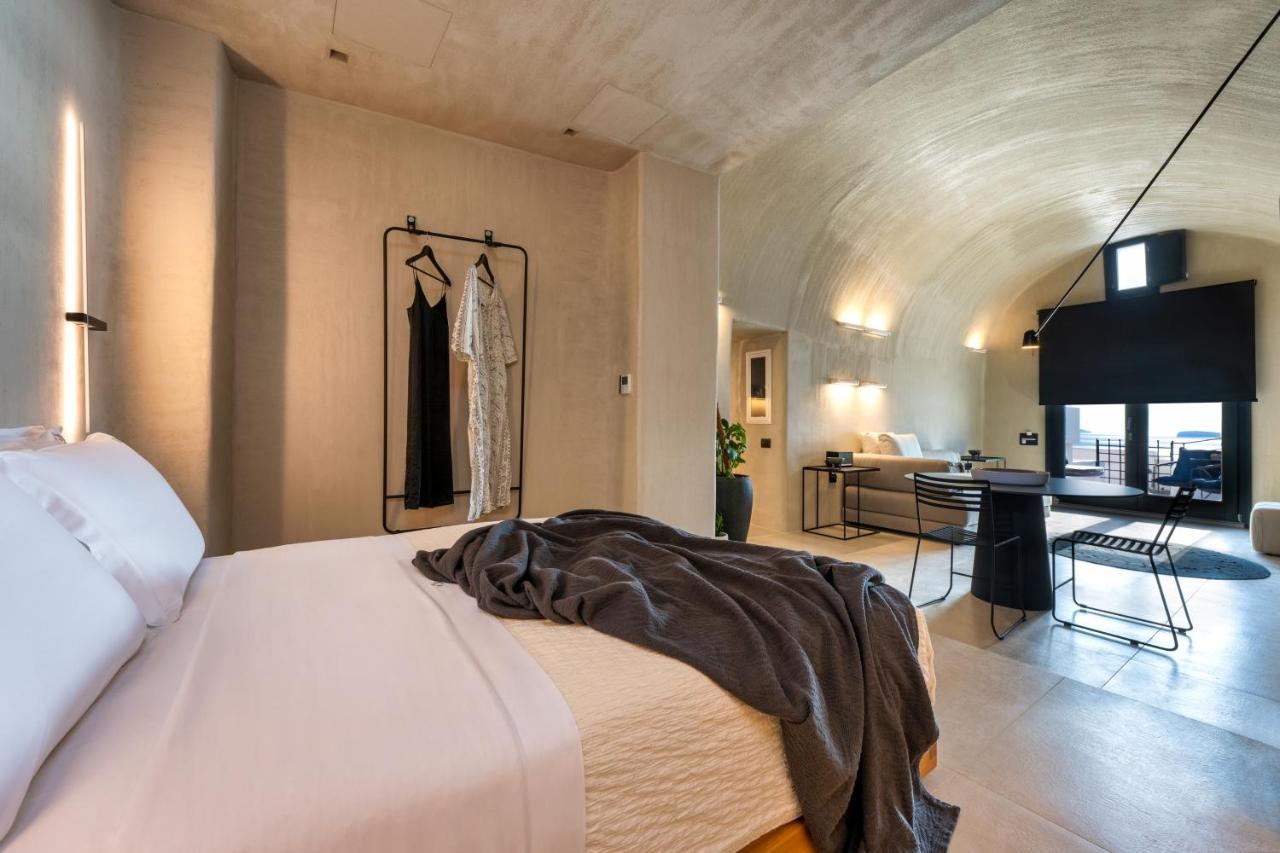 Iota Monocave By Thireon Villa Oía Buitenkant foto